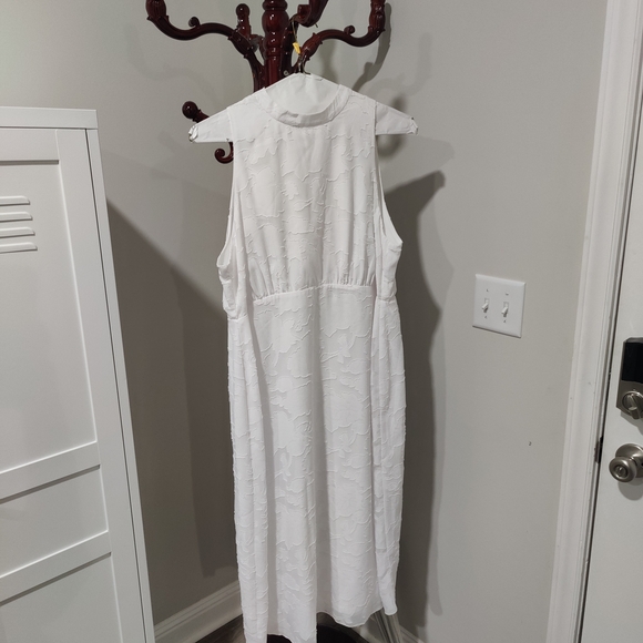 Cato White Sleeveless Dress - Picture 6 of 7